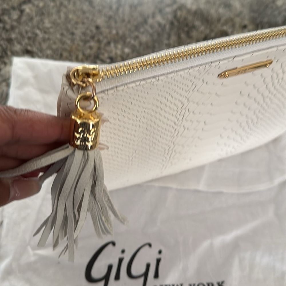 Gigi New York Leather Snake Alligator Scale Tassel Zipper Clutch Purse - Picture 5 of 5